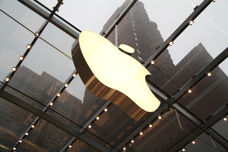 Illustration for article titled Apple Store Gallery